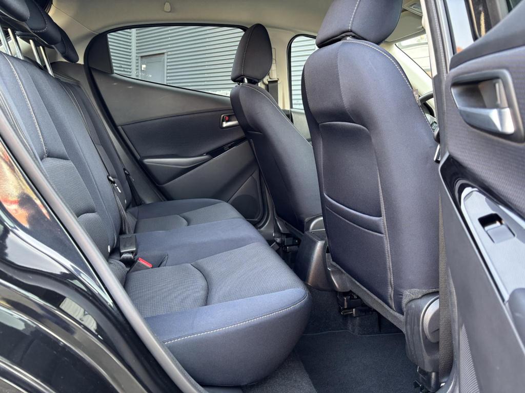 Mazda 2 1.5 skyactiv-g luxury i-activesense pack, nl-auto!