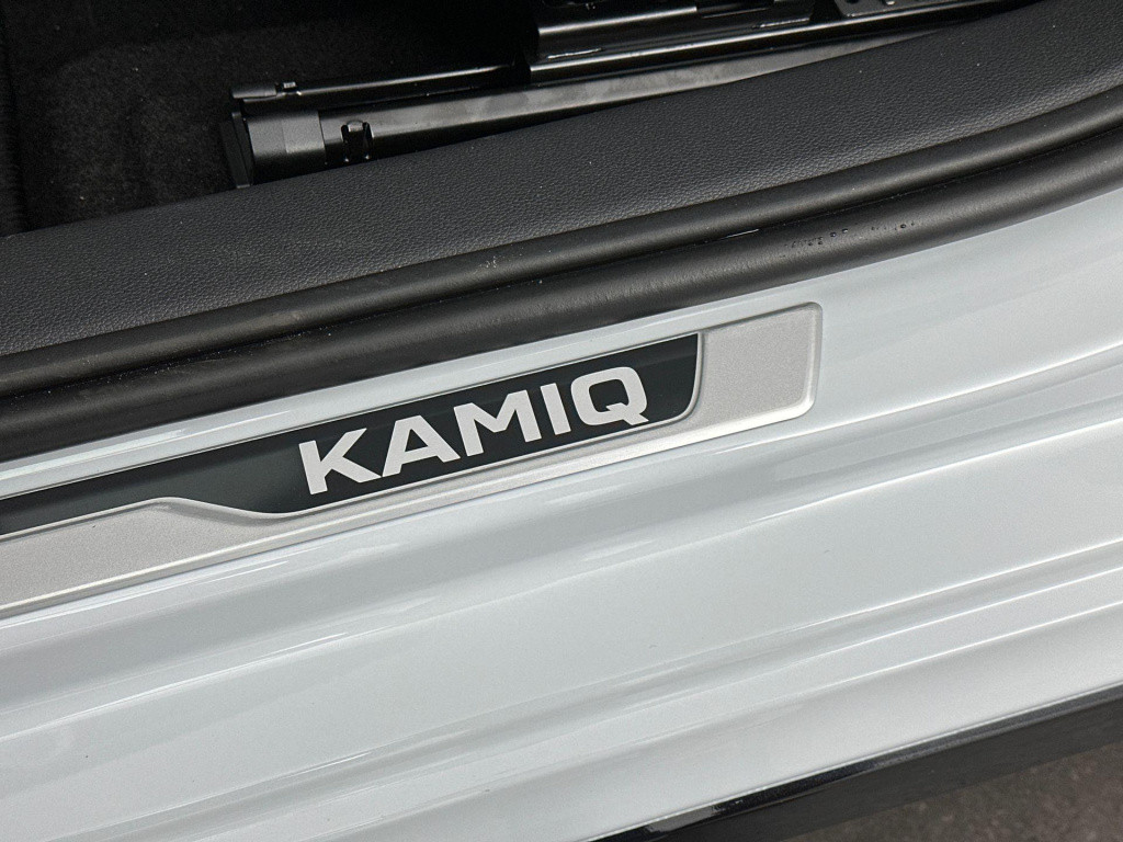 Skoda Kamiq 1.0 tsi monte carlo - travel assist plus -