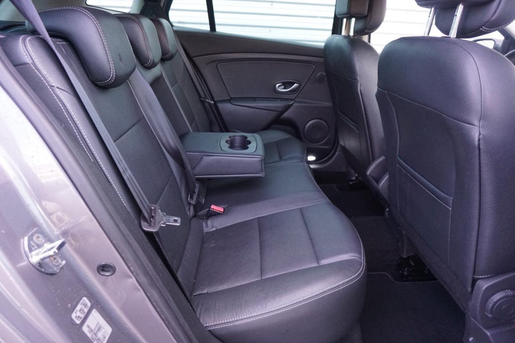 Renault Megane 1.4 tce privilége climate / navi / cruise / leder / stoelver