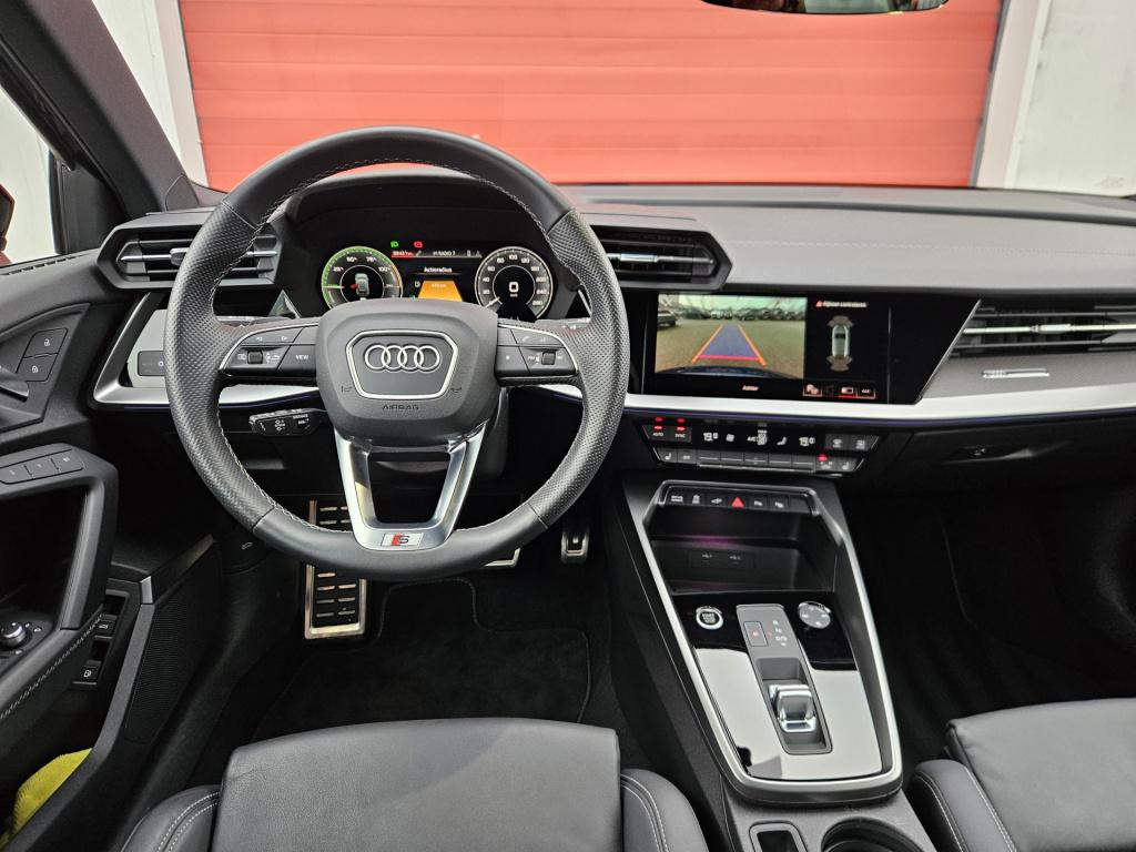 Audi A3 sportback 45 tfsi e s-line competition | b/o | memory
