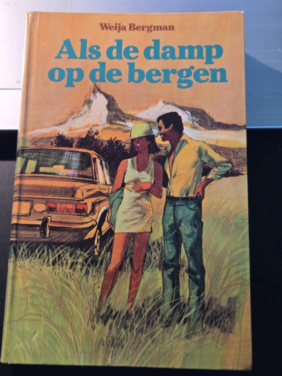 Boek: Als de damp op de bergen 1976 1e druk