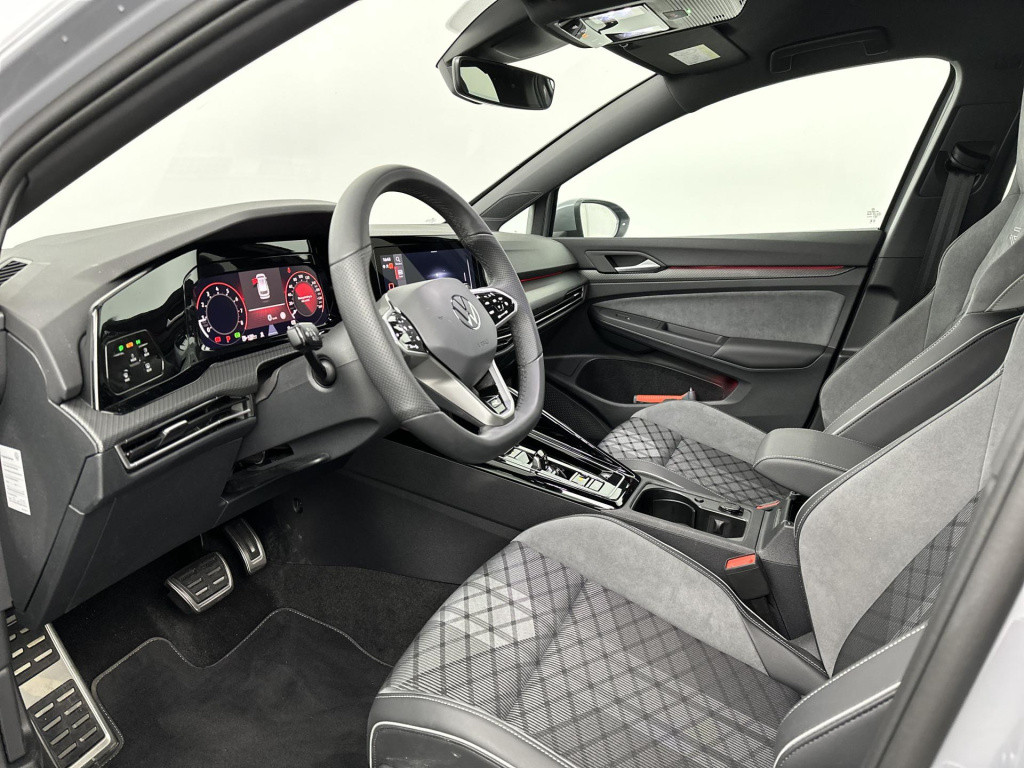 Volkswagen Golf variant 1.5 etsi r-line dsg7