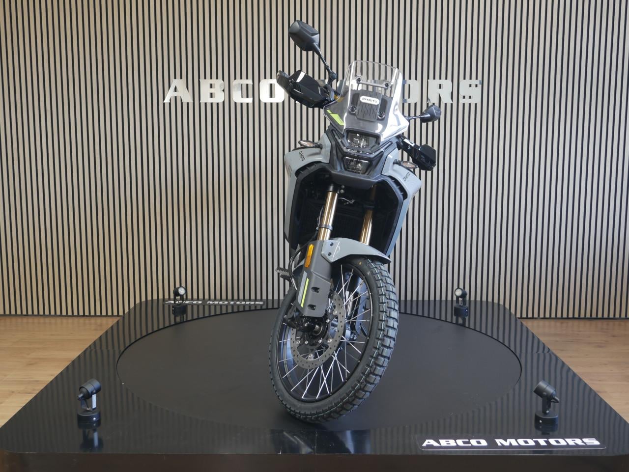 CFMOTO 450 MT
