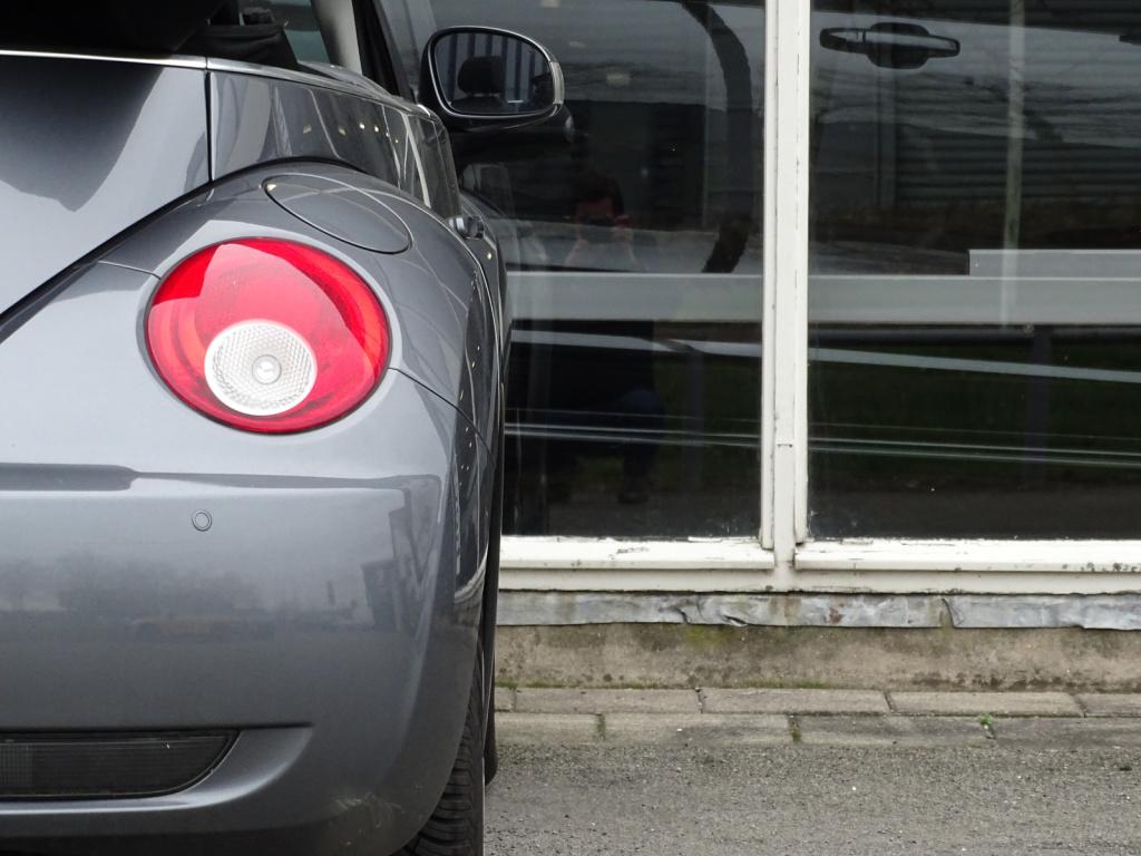 Volkswagen New Beetle cabriolet 1.6highline