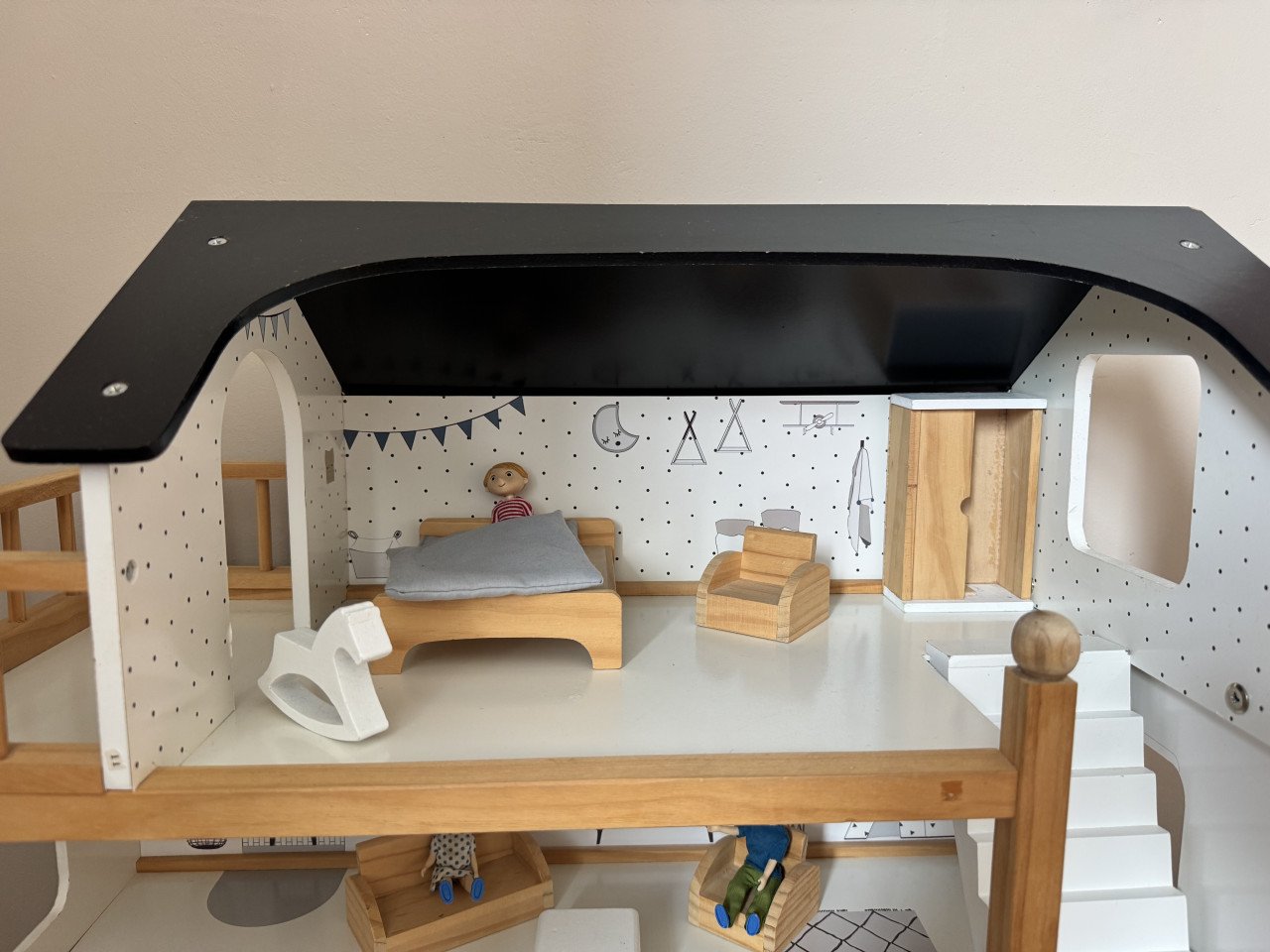 Houten poppenhuis