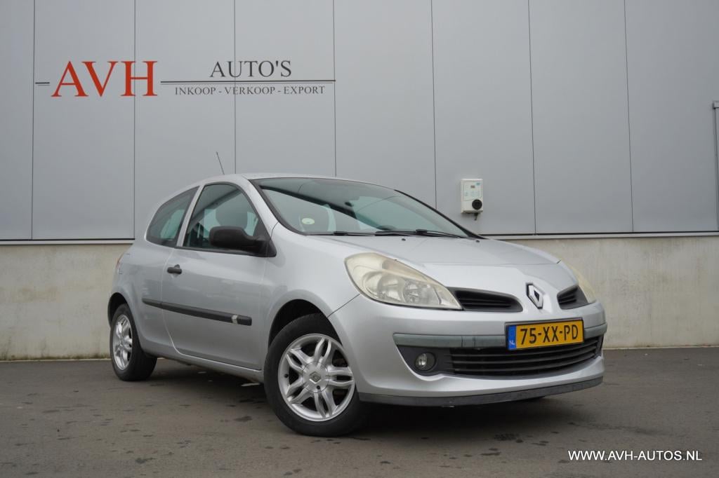 Renault Clio 1.2-16v business line