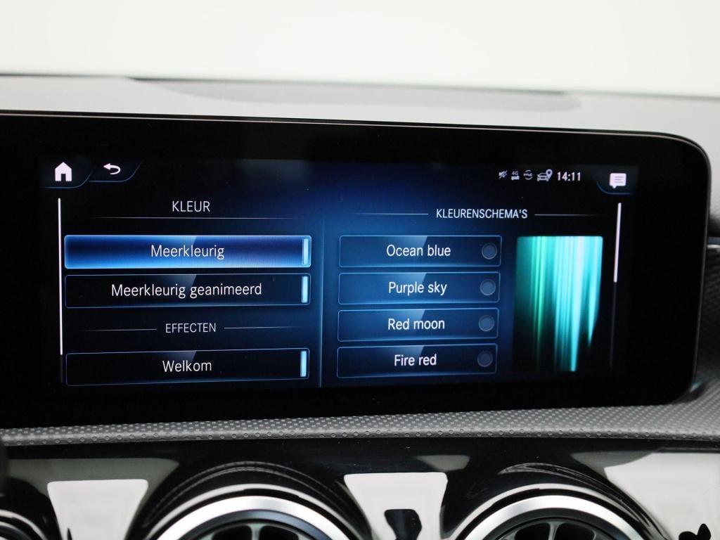 Mercedes-Benz A-Klasse 180 business solution luxury | automaat | apple carp