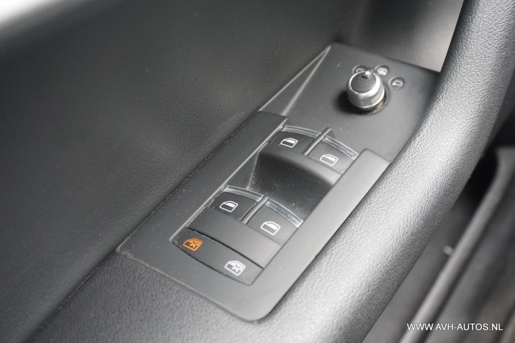 Audi A3 sportback 1.2 tfsi s edition automaat