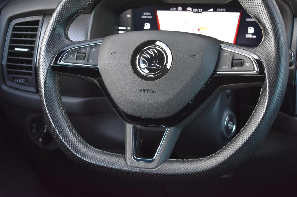 Skoda Kodiaq 1.5 tsi sportline | nap | camera | stoelverwarming | apple car