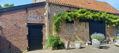 Schuur te huur per 1 oktober 2025, geschikt voor opslag