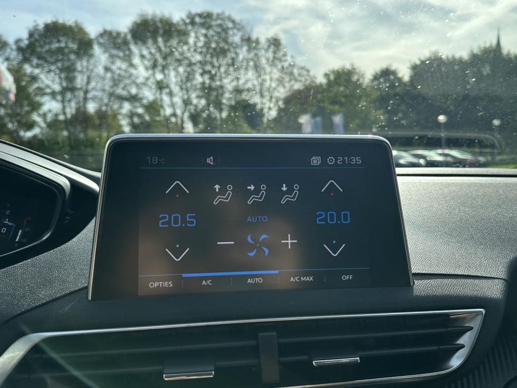 Peugeot 3008 1.2 puretech 130pk s&s blue lease executive