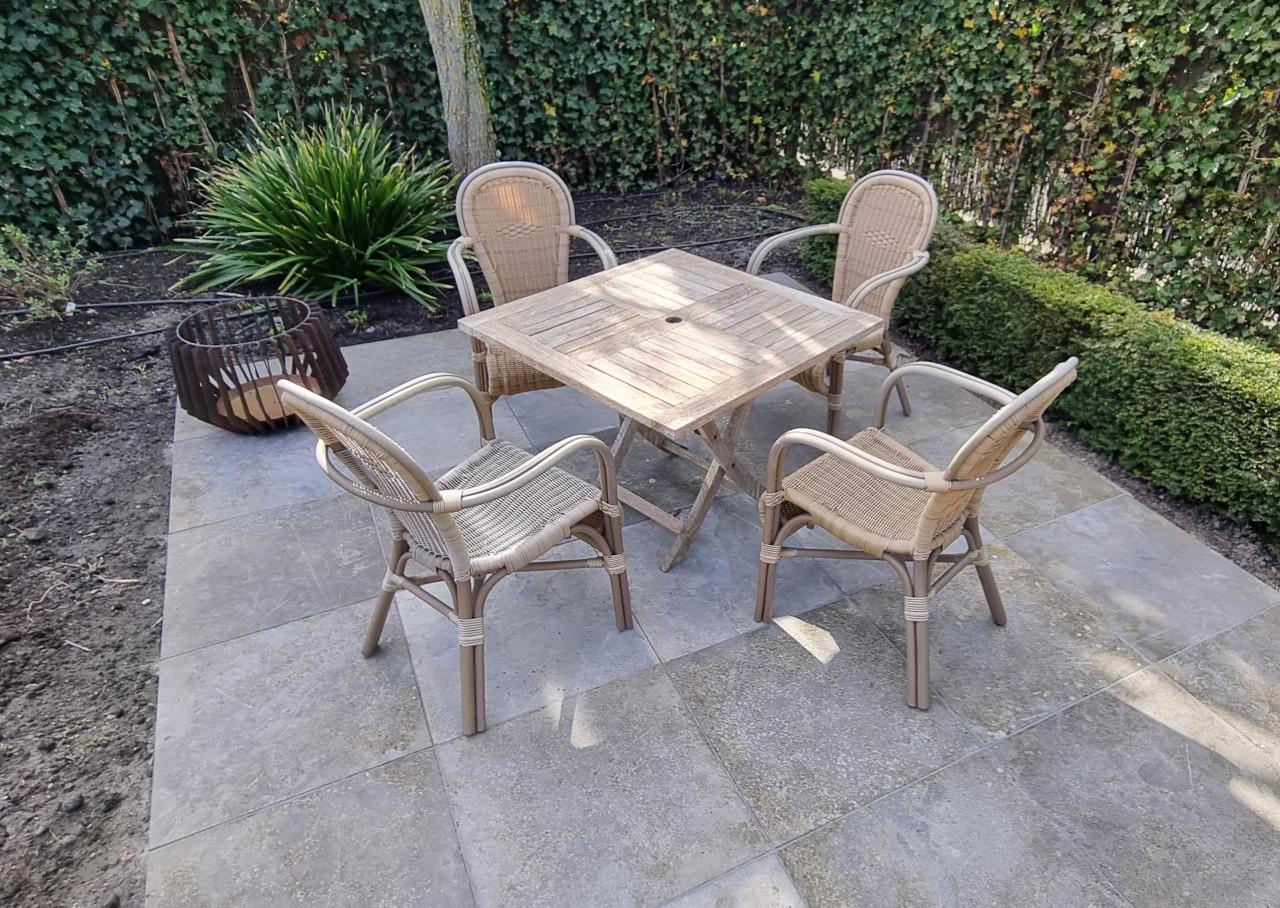 Tuinset met 4 stoelen