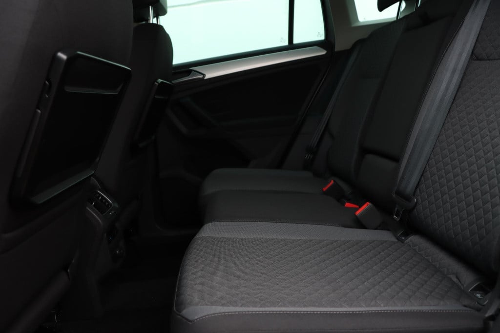 Volkswagen Tiguan 1.4 tsi connected series