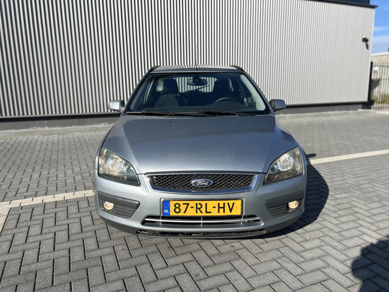 Ford Focus Wagon 1.6-16V Ambiente/INRUILKOOPJE/CRUISE CONTR