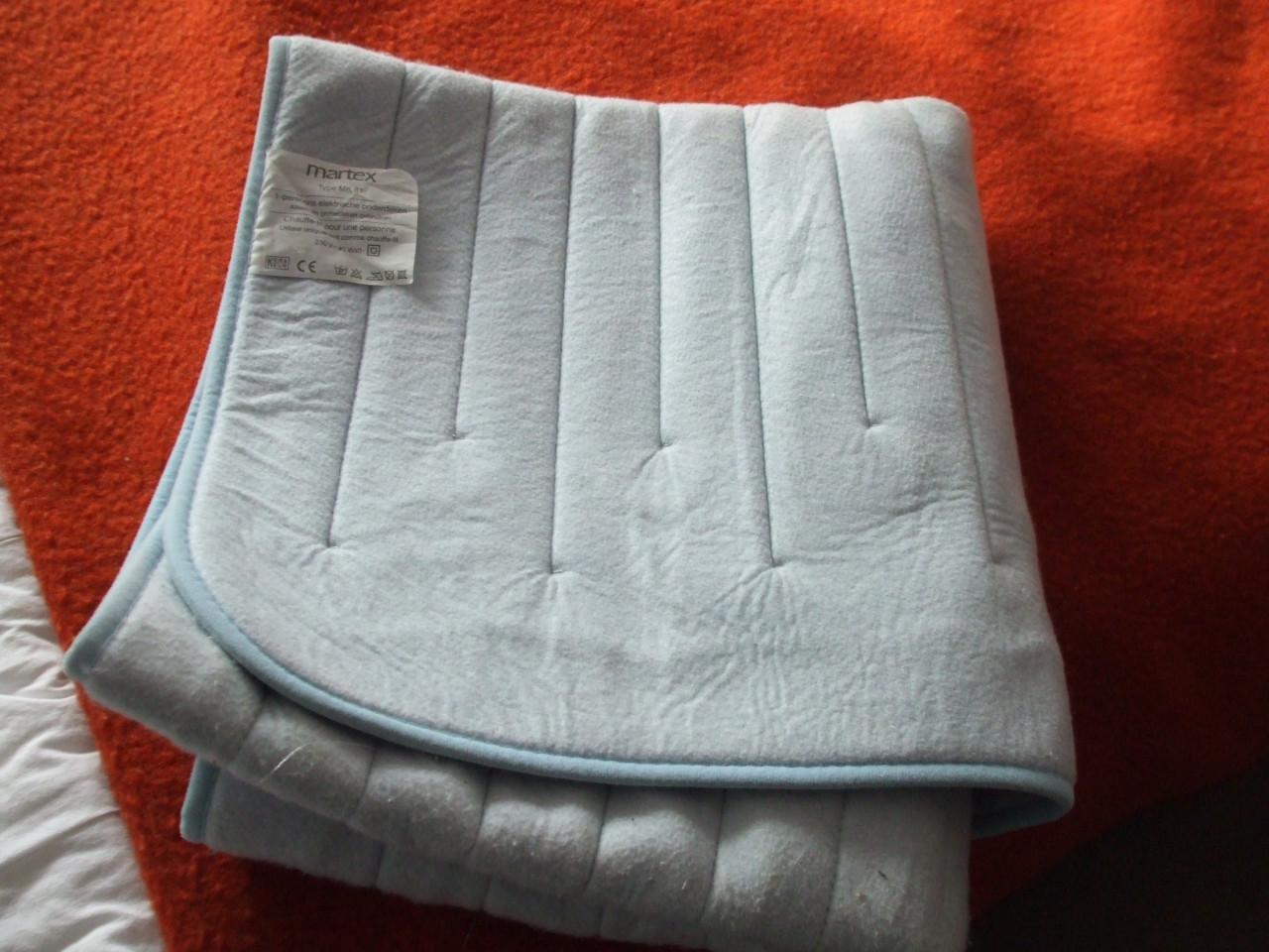 Te koop goede onderdeken.