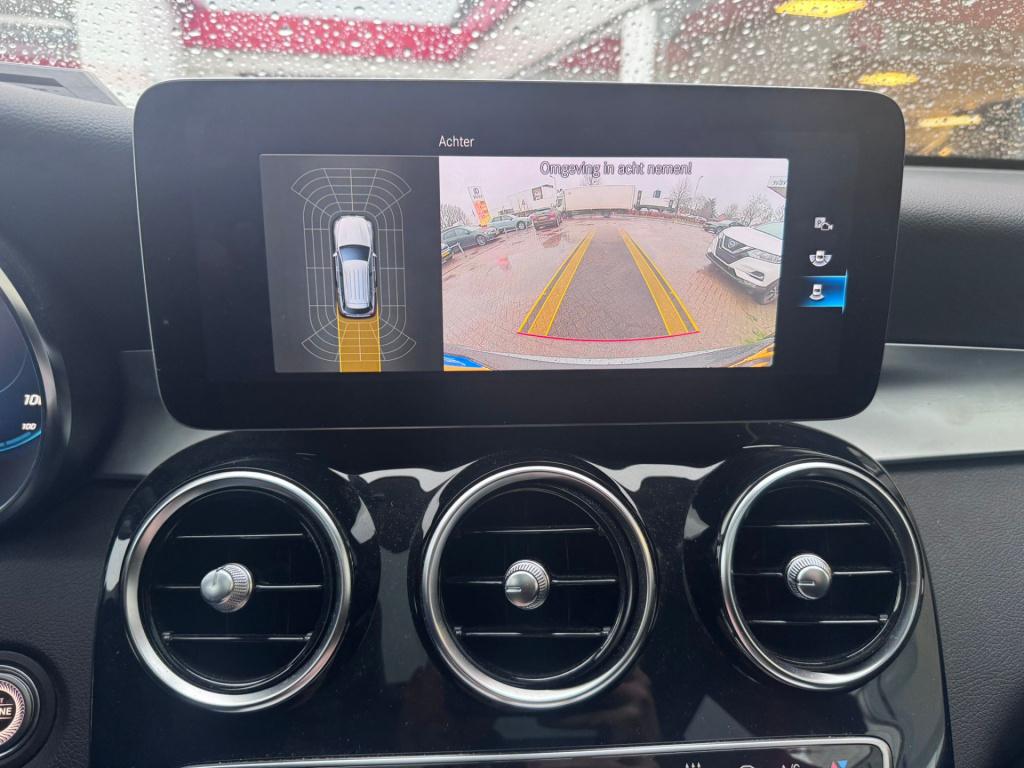 Mercedes-Benz Glc 300e 4matic business solution