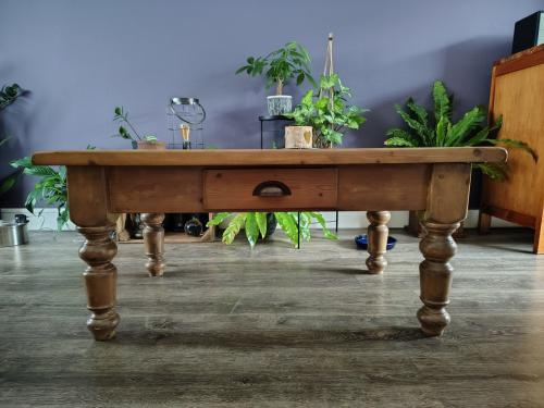 Grenen salontafel 110 x 64 cm