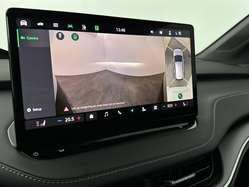 Skoda Enyaq Iv sportline elektromotor 210 kw / 286 pk suv elektri