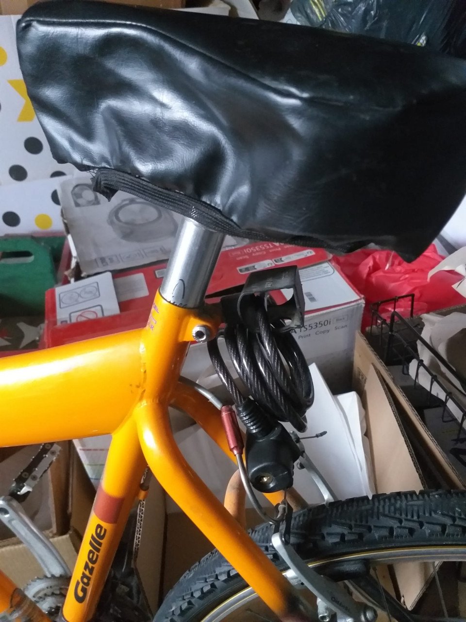 ORANJE GAZELLE MOUNTAIN FIETS VOLWASSEN AFHALEN IN AXEL.