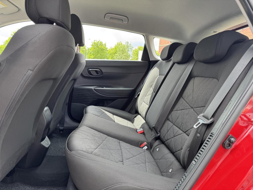 Hyundai Bayon 1.0 t-gdi comfort smart automaat | navigatie full-map | camer