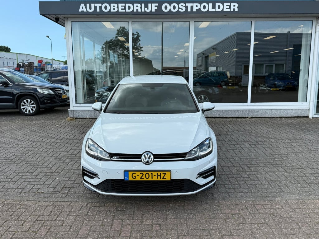 Volkswagen Golf 1.5 tsi highline business r