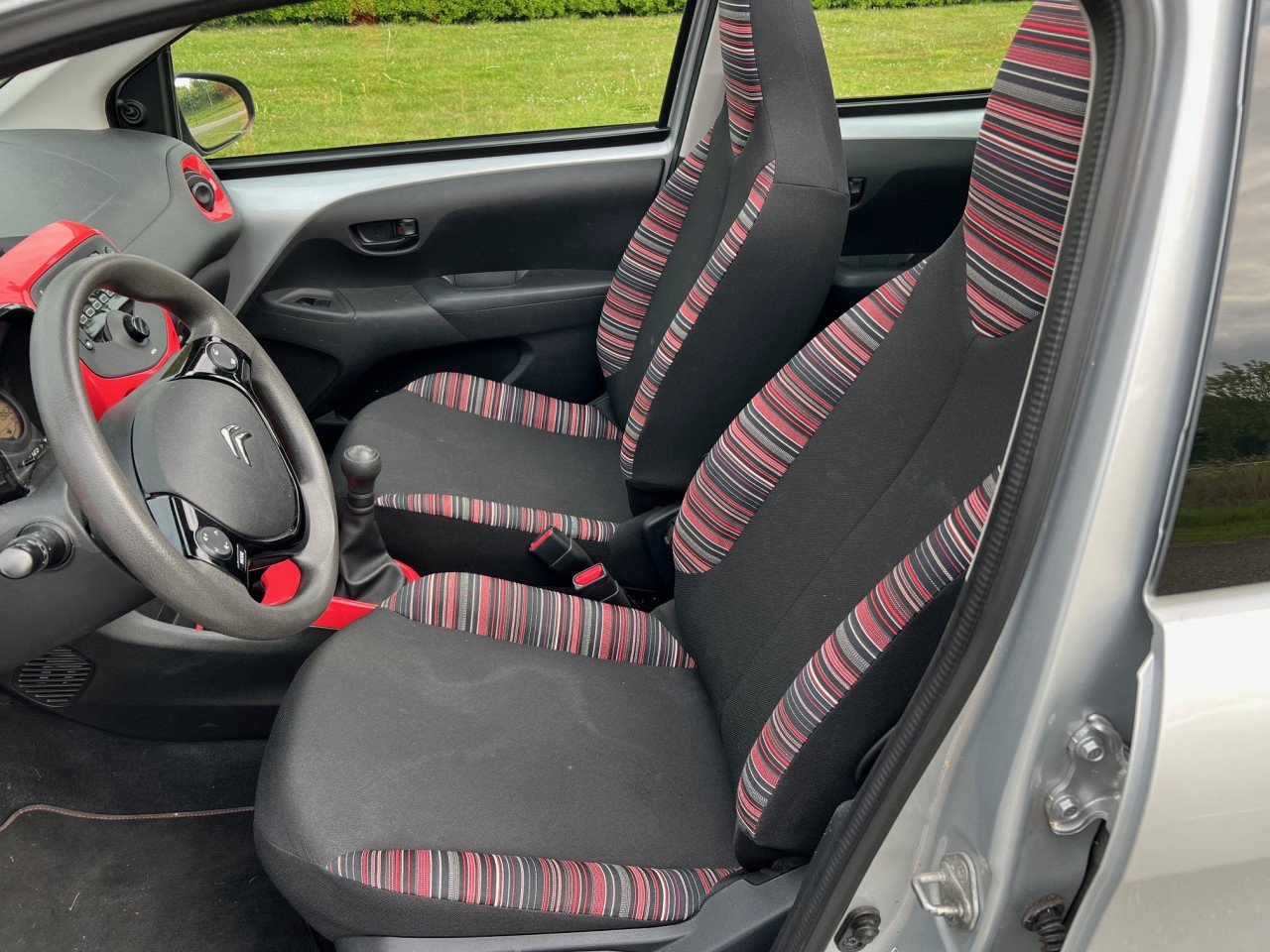Zeer fraaie Citroen C1 Cabrio uit 2015 met slechts 42.000 km