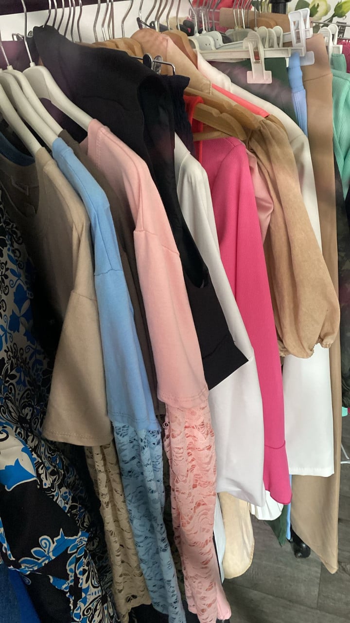Partij dames kleding gemixt xs tot xxxxl