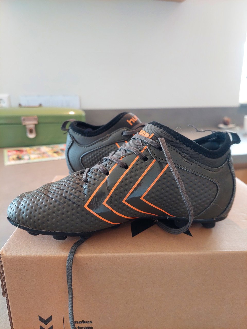 Hummel voetbalschoenen maat 31
