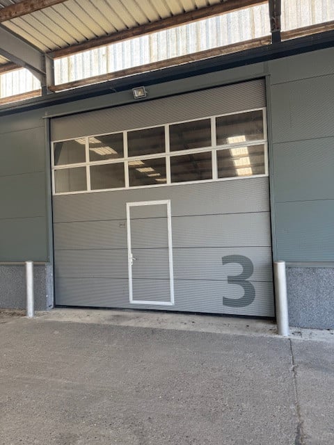 Bedrijfshal Kapellebrug te huur 220m2 of meer