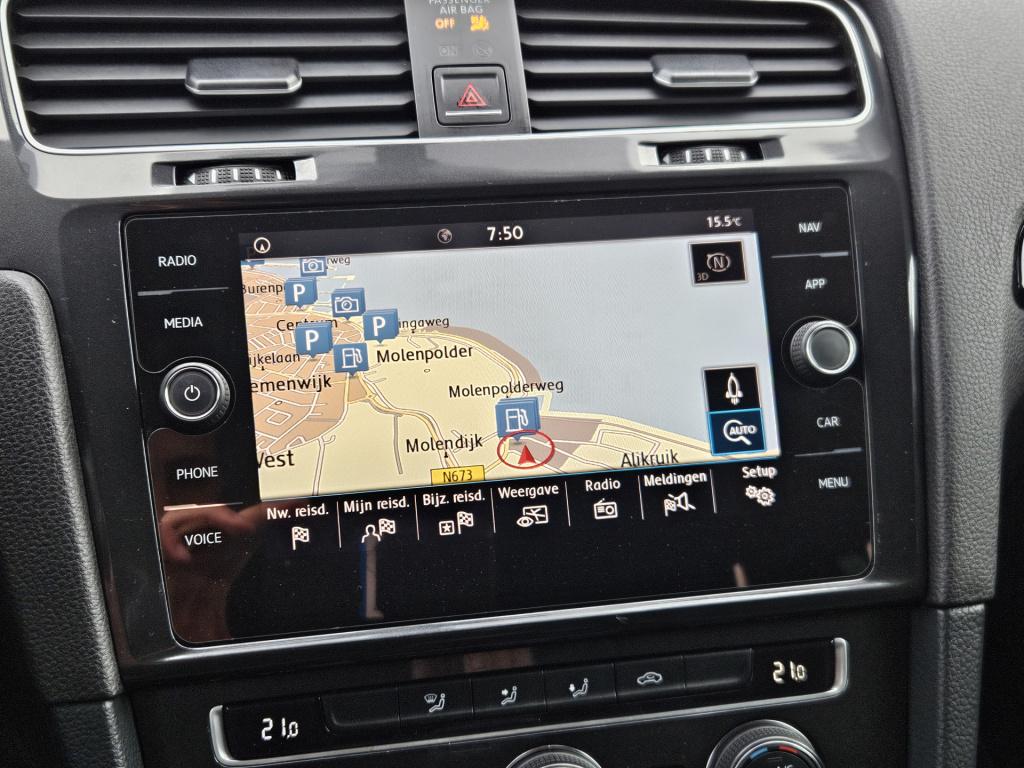 Volkswagen Golf 1.0 tsi comfortline | carplay | camera | trekhaak