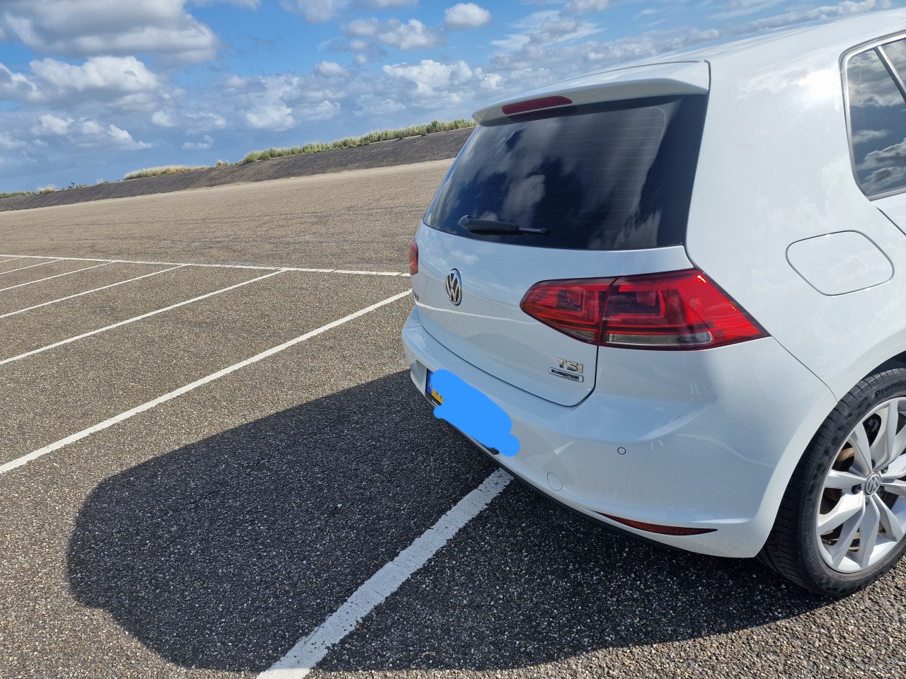 Te koop: Witte golf