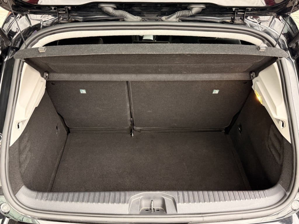 Renault Clio 1.3 tce intens | led | dab | achteruitrijcamera | acc | apple 