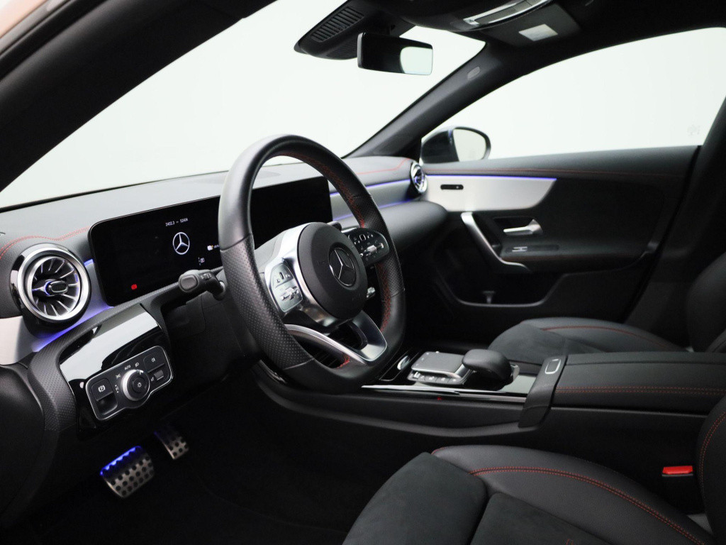 Mercedes-Benz Cla shooting brake 250 e amg line | automaat | stoel verwarmi