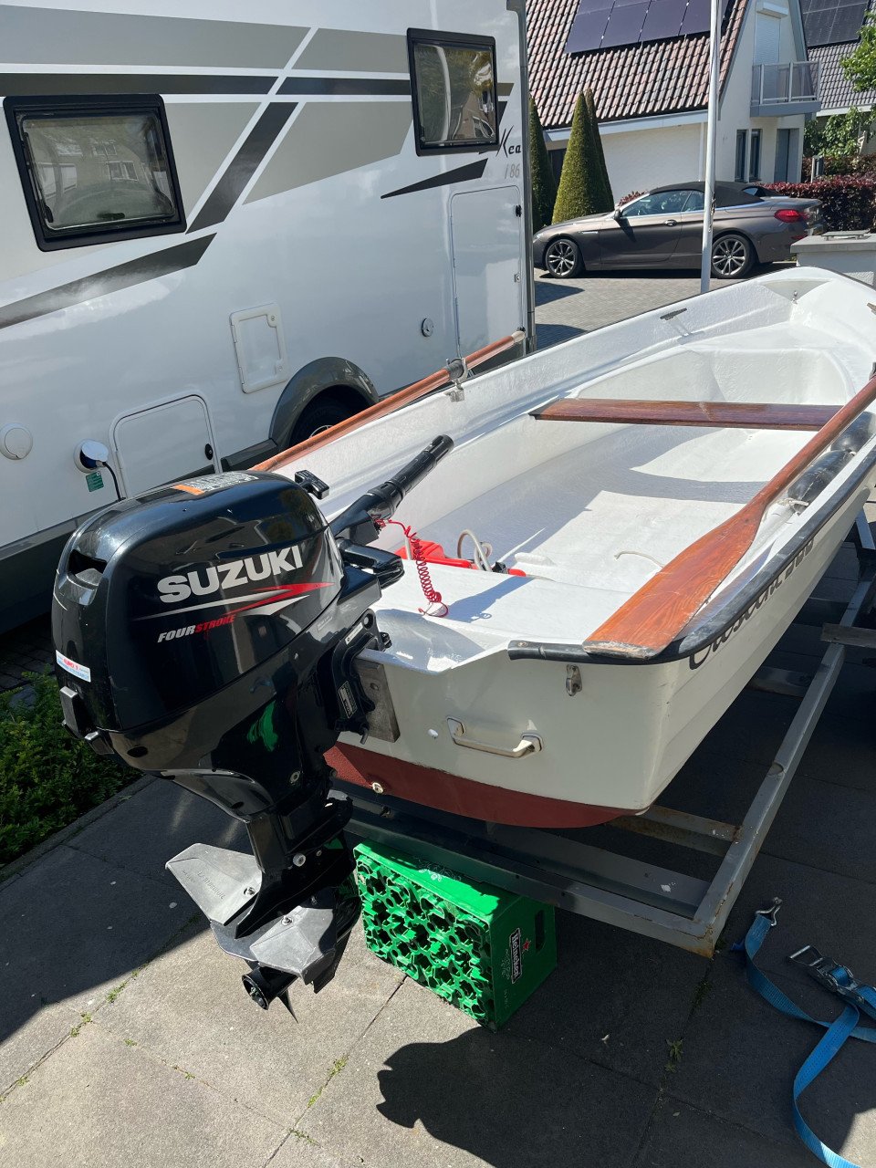 Crescent 380 met suzuki 8 pk