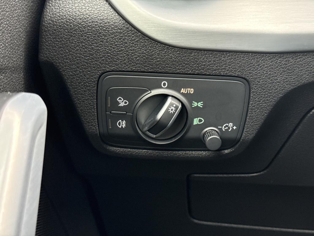 Audi Q2 35 tfsi epic | nl-auto | stoelverw. | clima | led