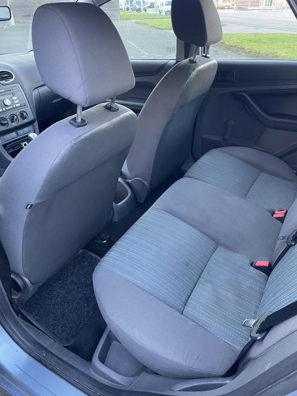 Ford Focus 1.4 59KW 5D 2005 Blauw | NAP