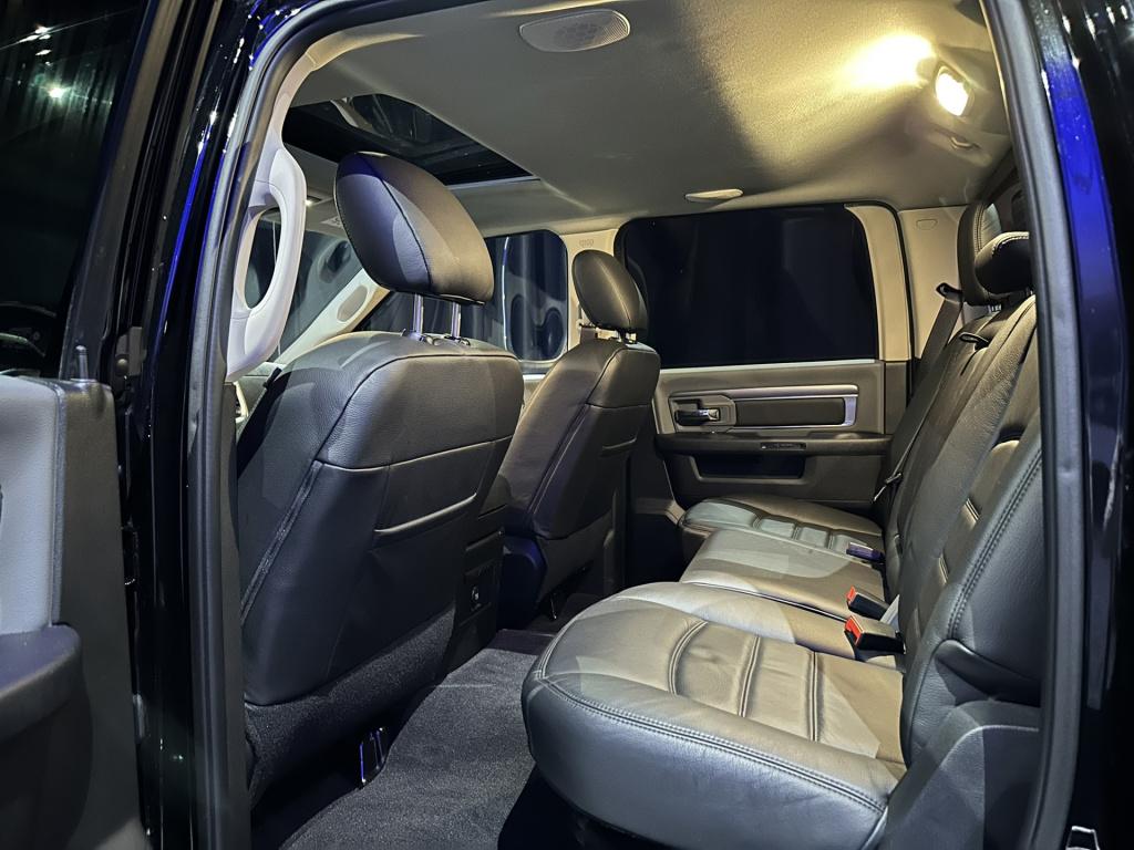 Dodge Ram 1500 5.7 v8 crew cab 5'7 *nl-auto*btw*leer*camera*prins lpg*