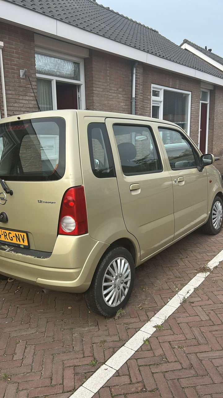 Opel agila