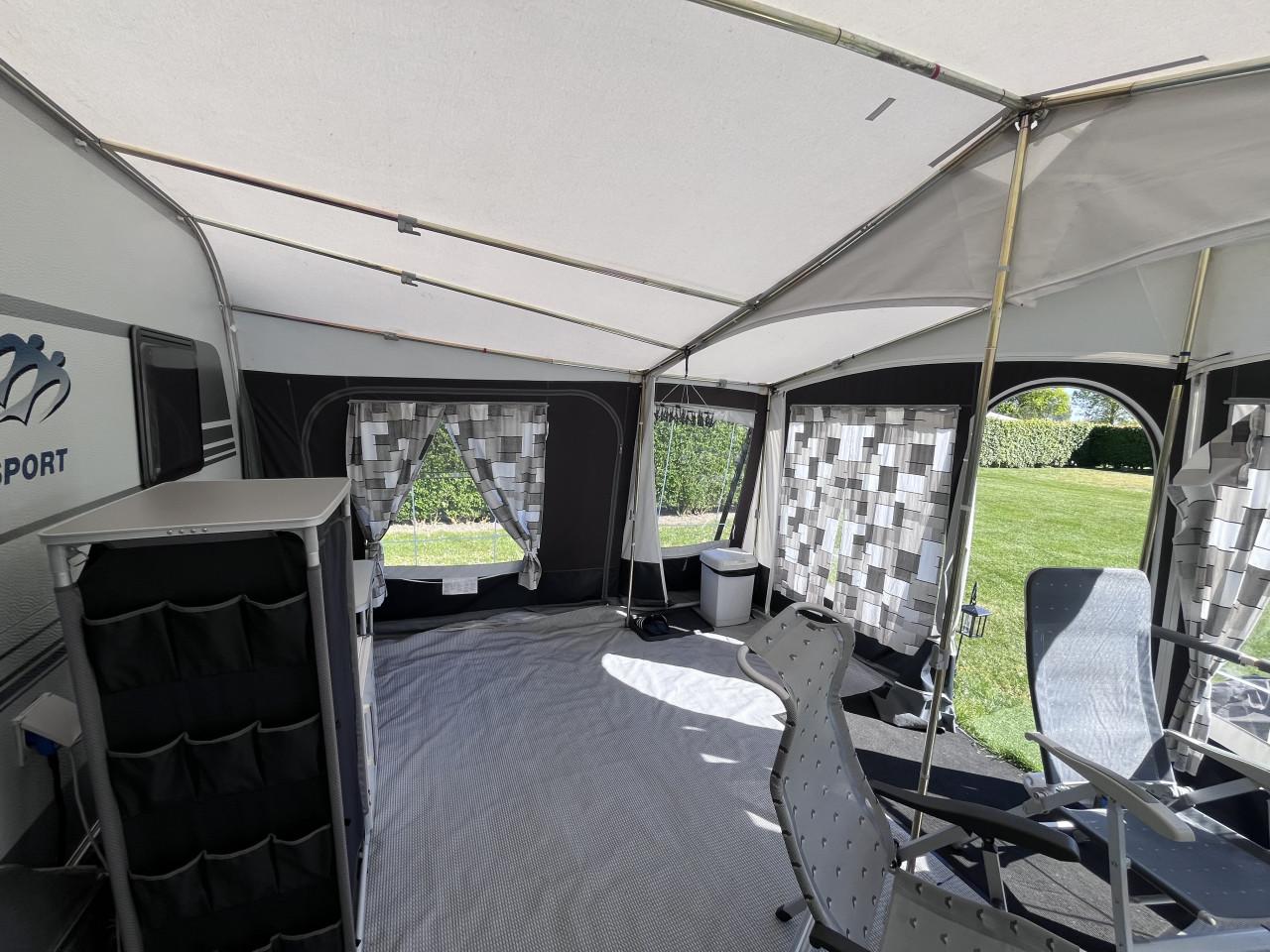 Knaus caravan Sport 450 FU