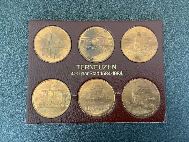Penningen set Terneuzen 400 jaar stad.