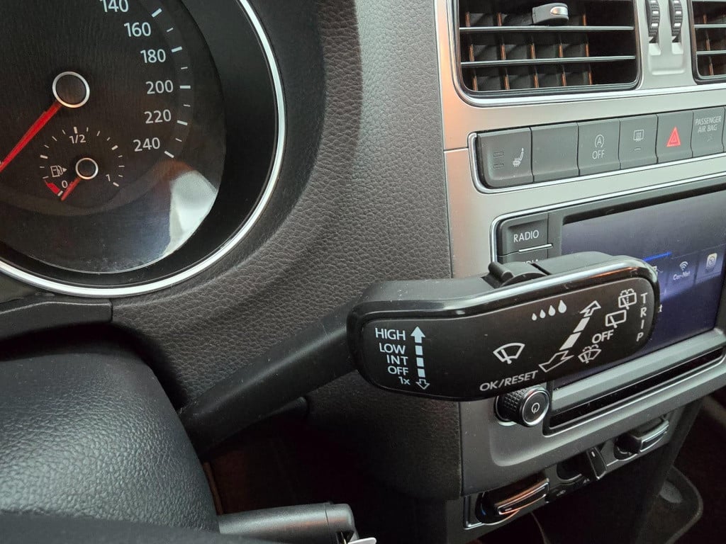 Volkswagen Polo occasion 1.2 tsi highline met carplay radio en sportieve lo