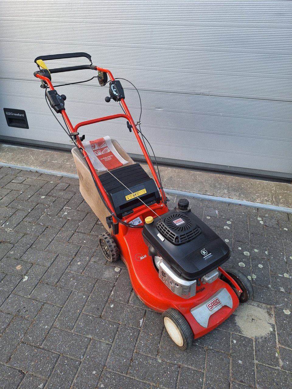 Partij grasmaaiers