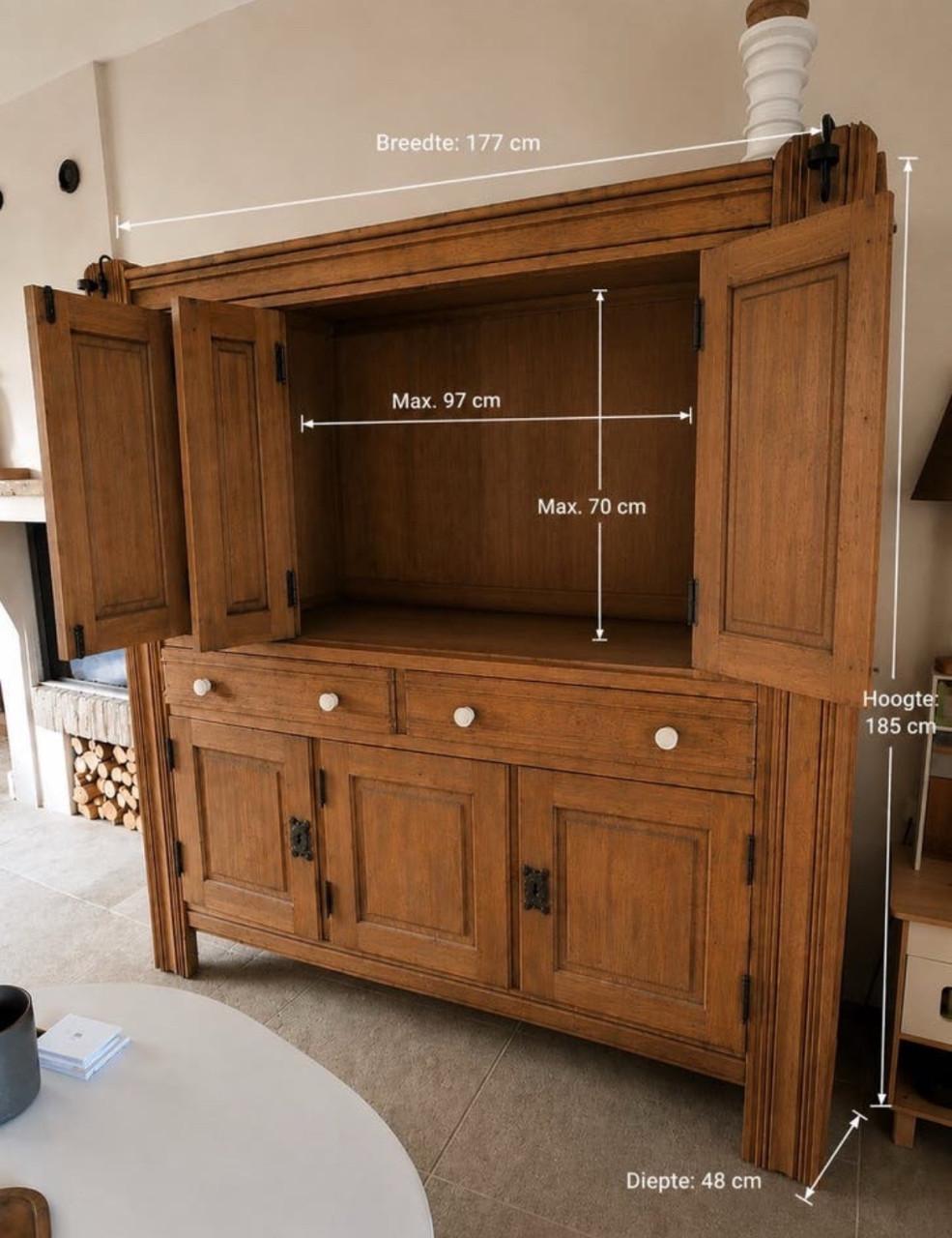 Mooie massief houten eiken kast