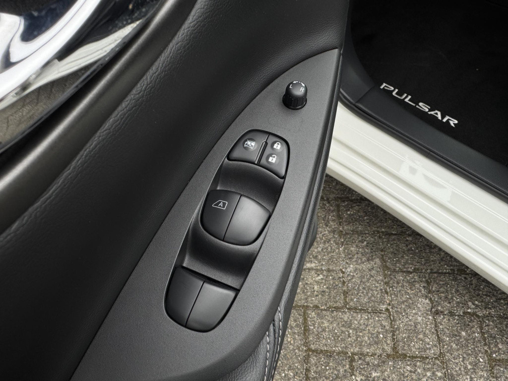 Nissan Pulsar 1.2 dig-t n-connecta | navigatie | camera | keyless entry | c