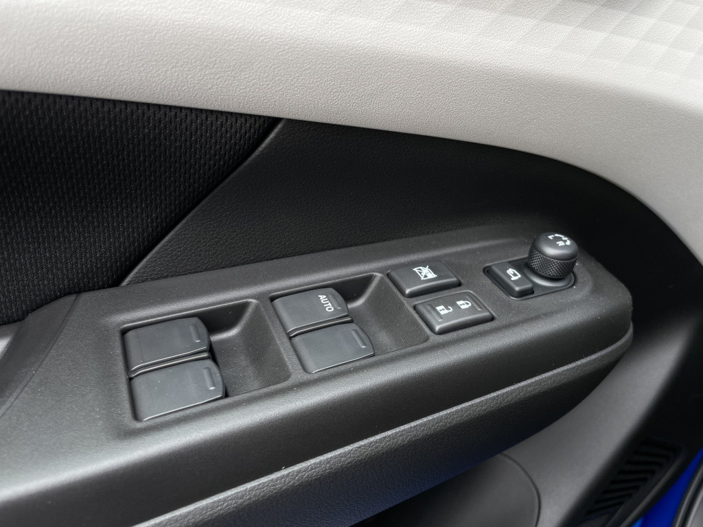 Suzuki Swift 1.2 style smart hybrid