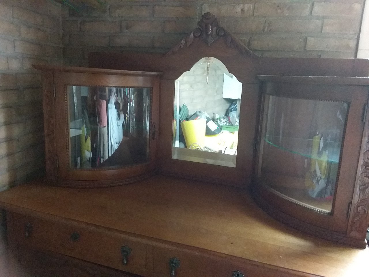 Vintage eiken buffetkast met spiegel