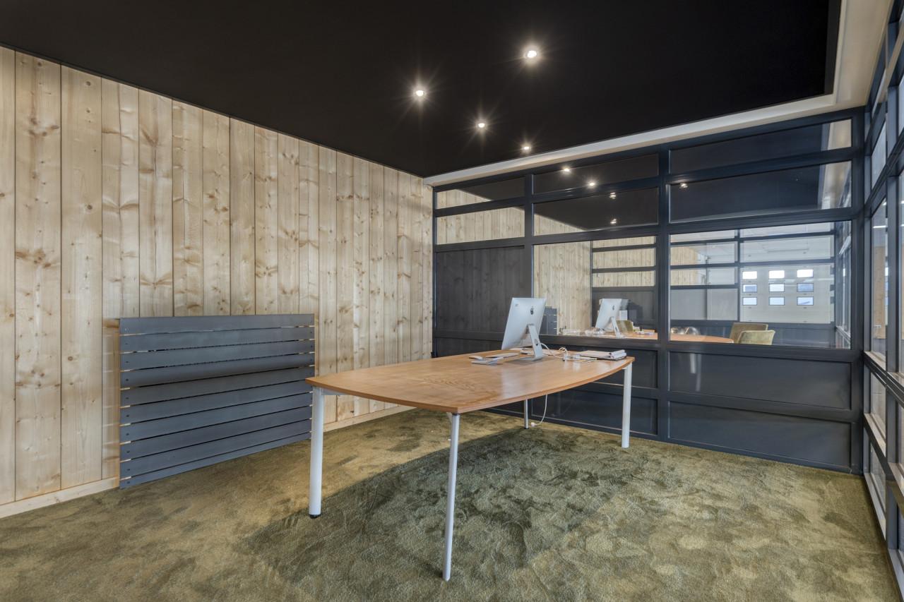 TE KOOP | Multifunctionele bedrijfsruimte-/showroom in ’s-Heer Arendskerke