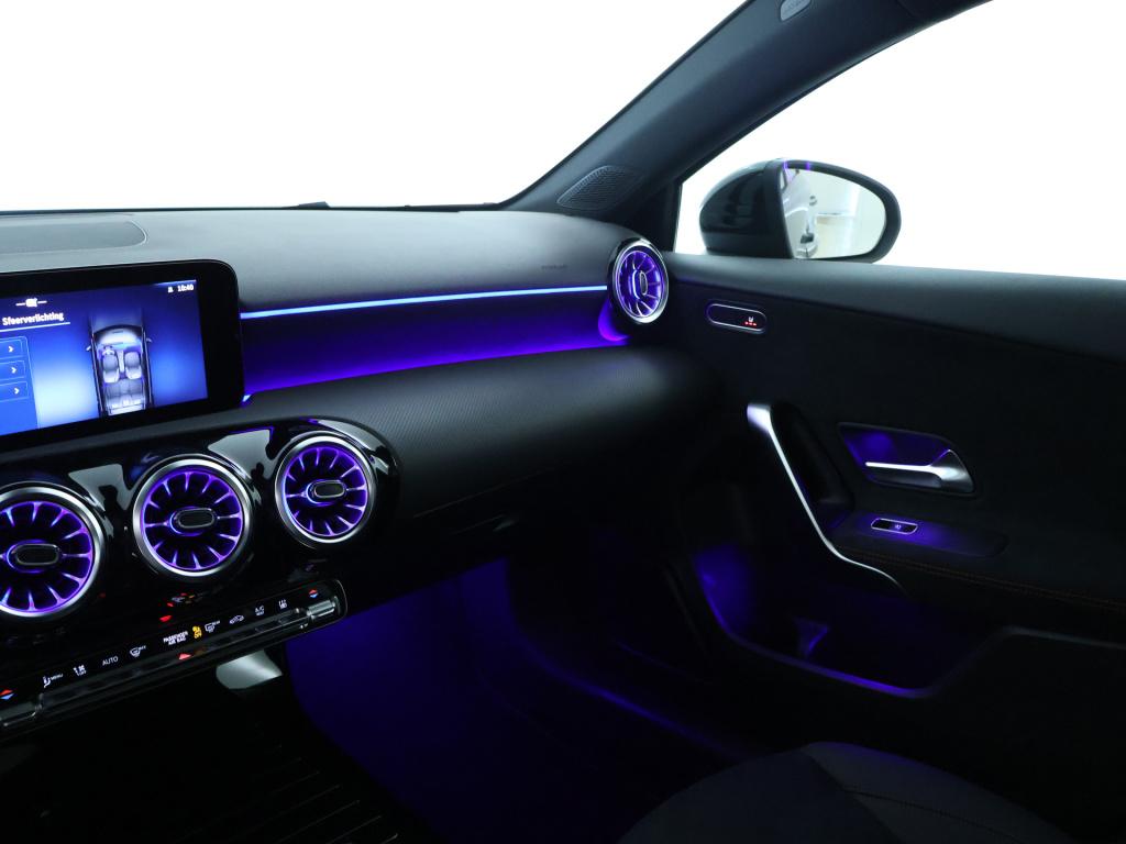 Mercedes-Benz A-Klasse 250 e business solution amg | nightpakket | parkeerp