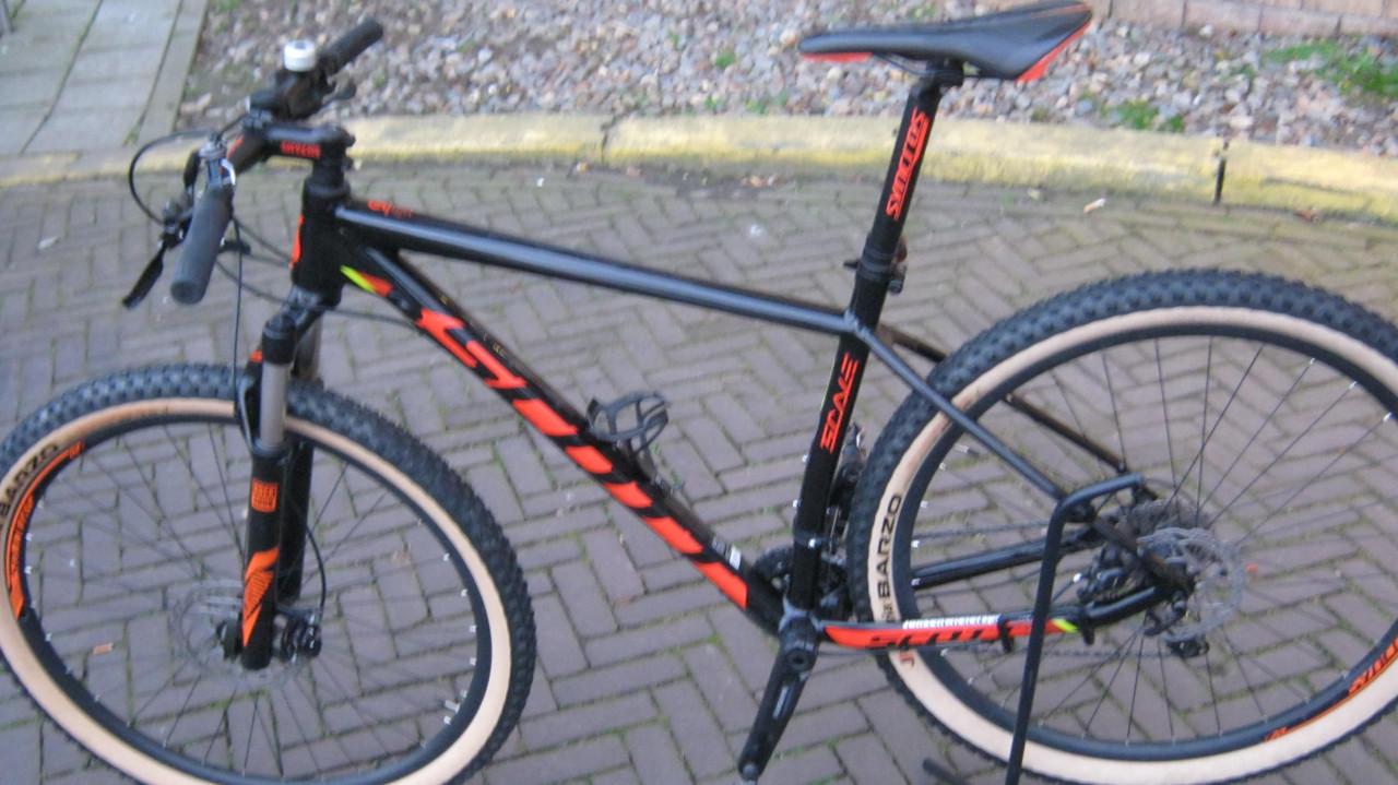 TE KOOP SCOTT 29 ER SHIMANO AF GEMONTEERD  500 EURO