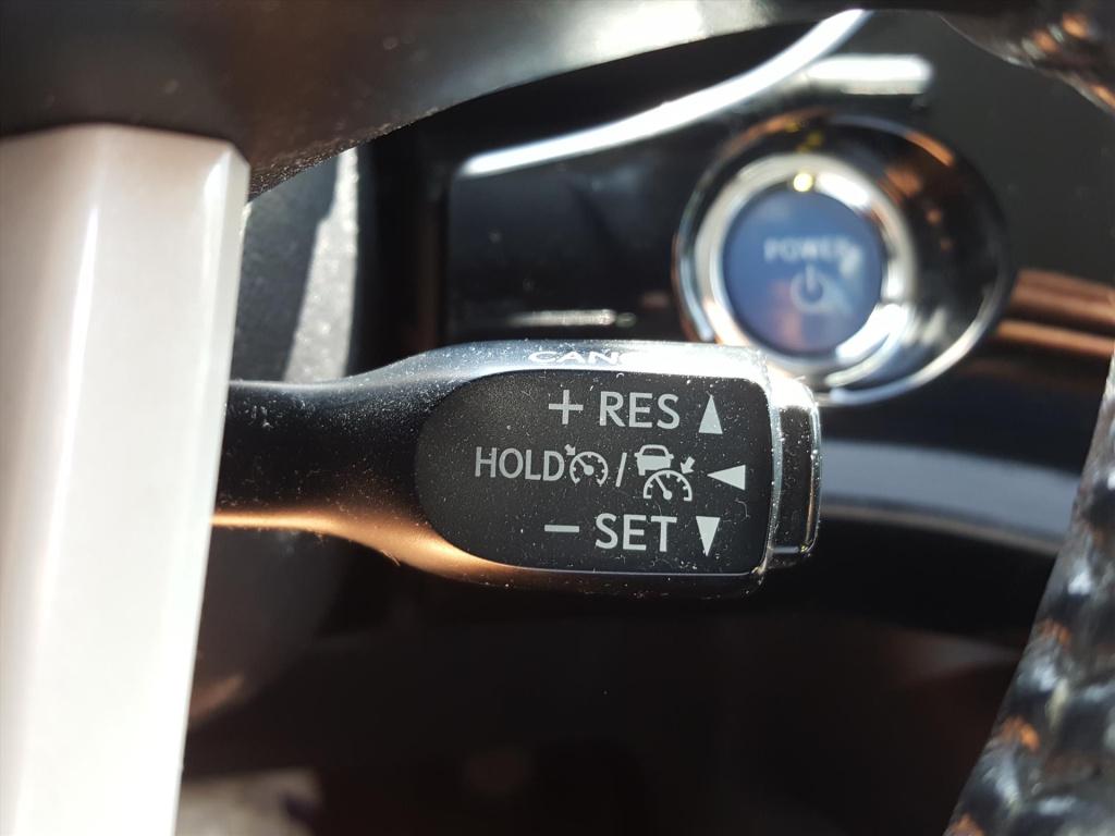 Toyota Prius 1.8 full hybrid 122pk aut active | navi | bt | cruise & climat